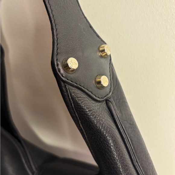 Burberry Hillgate Leather Hobo Bag - Picture 3 of 11